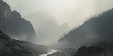 山河破碎容颜成灰究竟出自哪首歌？